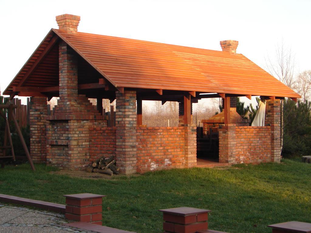 Gosciniec Kocmierzow Panzió Sandomierz Kültér fotó